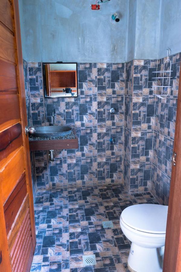Sinag Hostel (Adults Only) جنرال لونا المظهر الخارجي الصورة