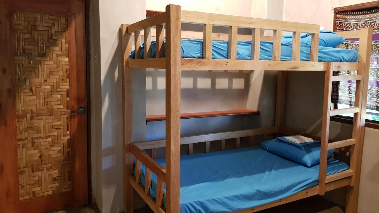 جنرال لونا Sinag Hostel (Adults Only) المظهر الخارجي الصورة