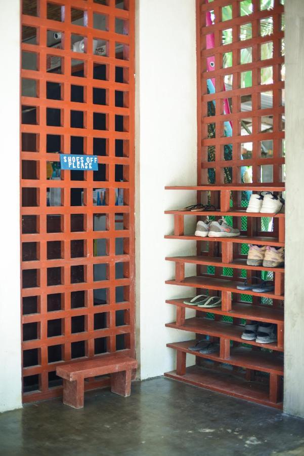 Sinag Hostel (Adults Only) جنرال لونا المظهر الخارجي الصورة